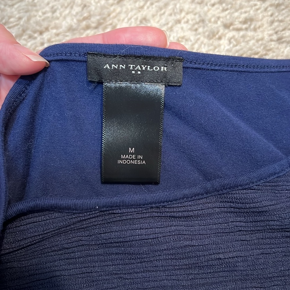 Ann Taylor Blouse - Picture 3 of 3